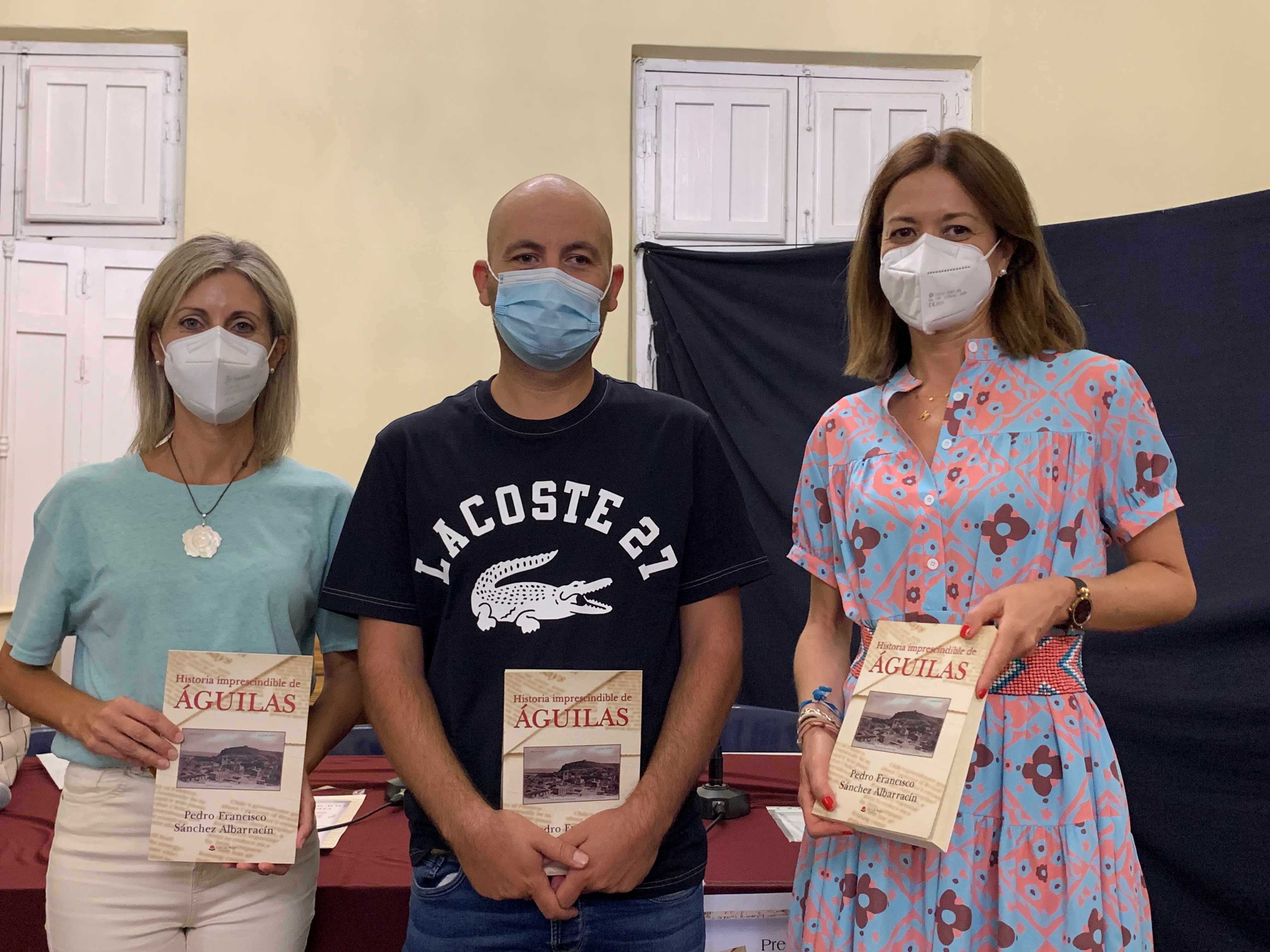 Pedro Francisco Sánchez Albarracín presenta el libro “Historia imprescindible de Águilas”