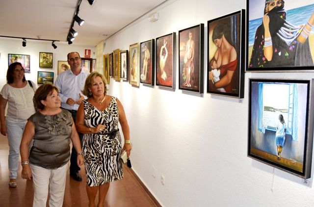 La artista Josefa Martínez Venteo expone en la Casa de Cultura Francisco Rabal de Águilas 