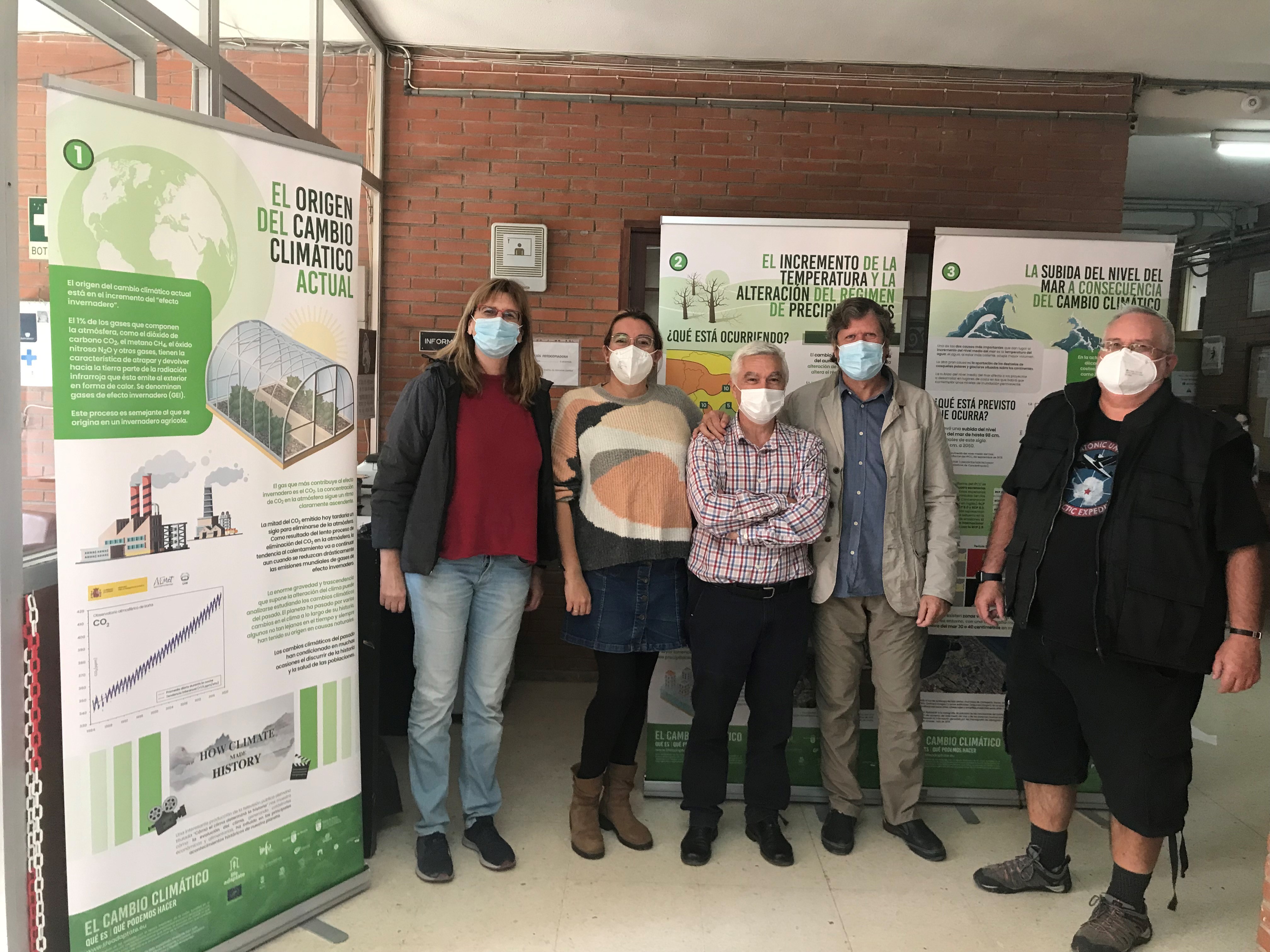 El IES Carlos III acoge una exposición, enmarcada en el proyecto Life Adaptate, sobre el cambio climático