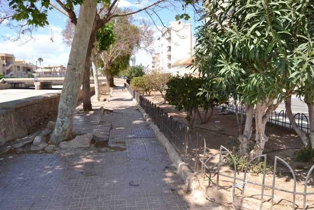 El Ayuntamiento de Águilas remodelará la zona verde y el tramo viario de la calle Antonio Salas