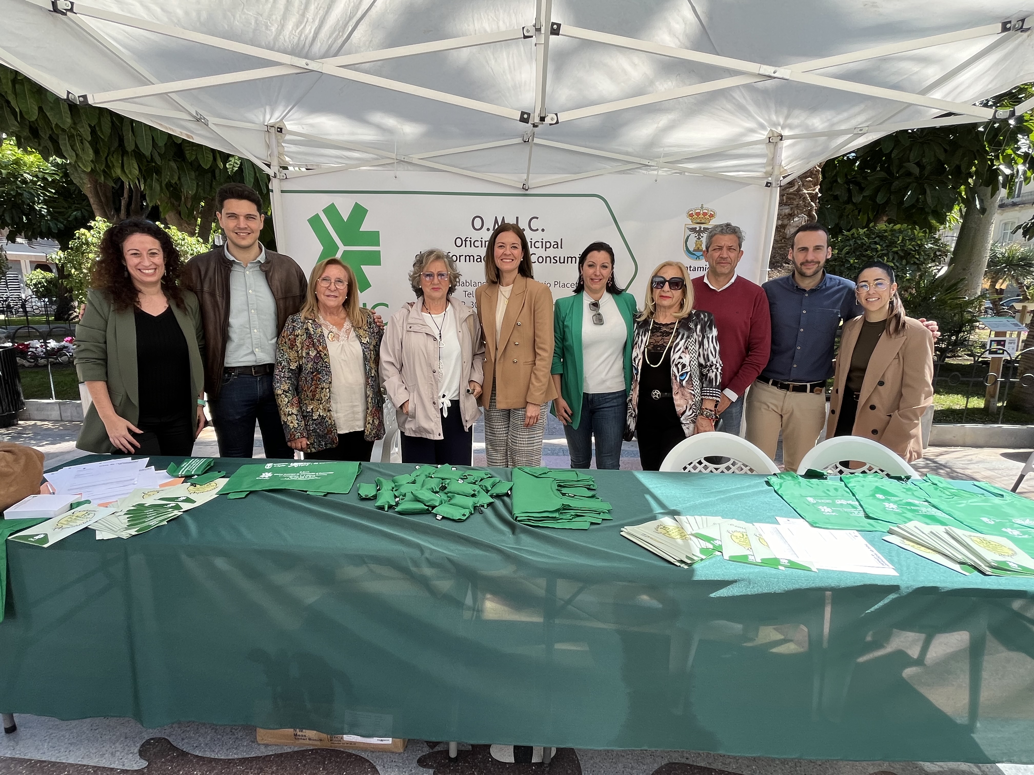 La OMIC conmemora el Día Mundial del Consumo sacando la oficina a la calle