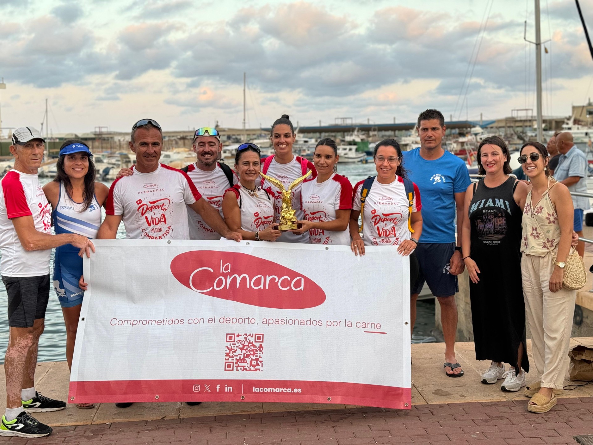 La Comarca lidera la regata de botes a remo 