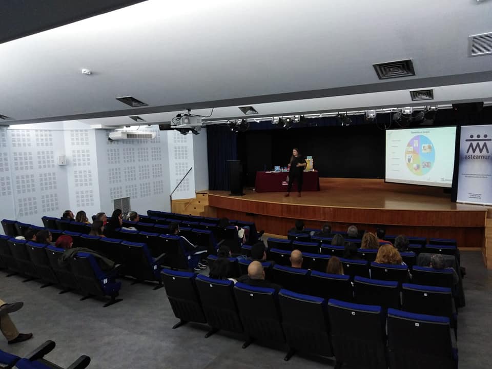 Asteamur desarrolla en Águilas la jornada “Inteligencia Emocional en personas con TEA”