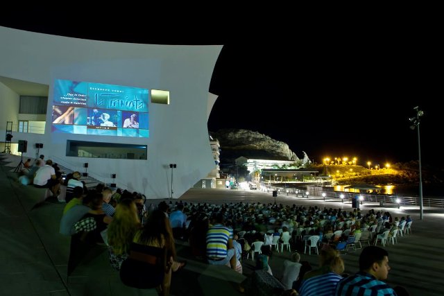 Las concejalías de Festejos y Cultura programan dos actos para el jueves en Águilas 
