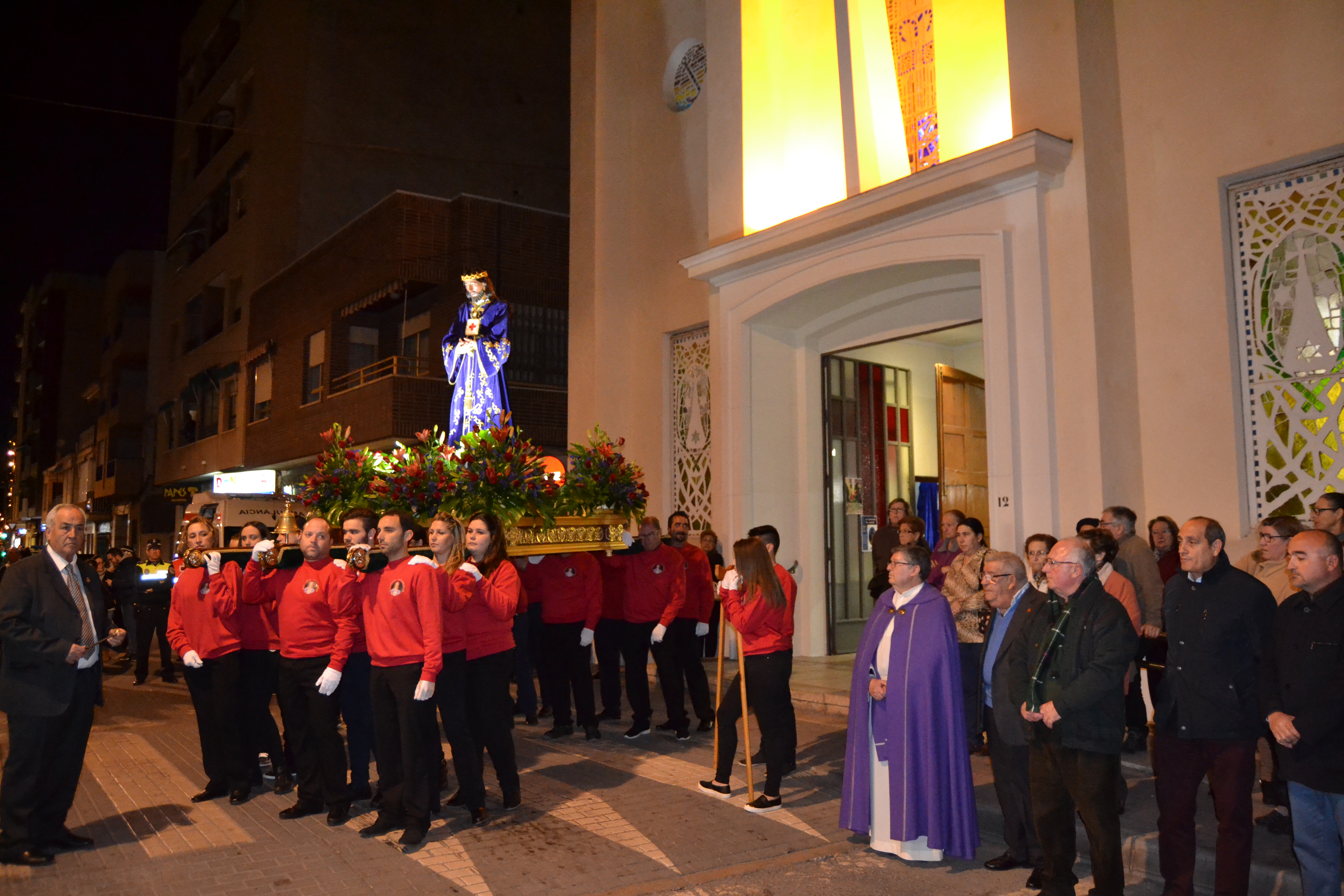 El Cautivo realizó un Vía Crucis por las calles de la localidad