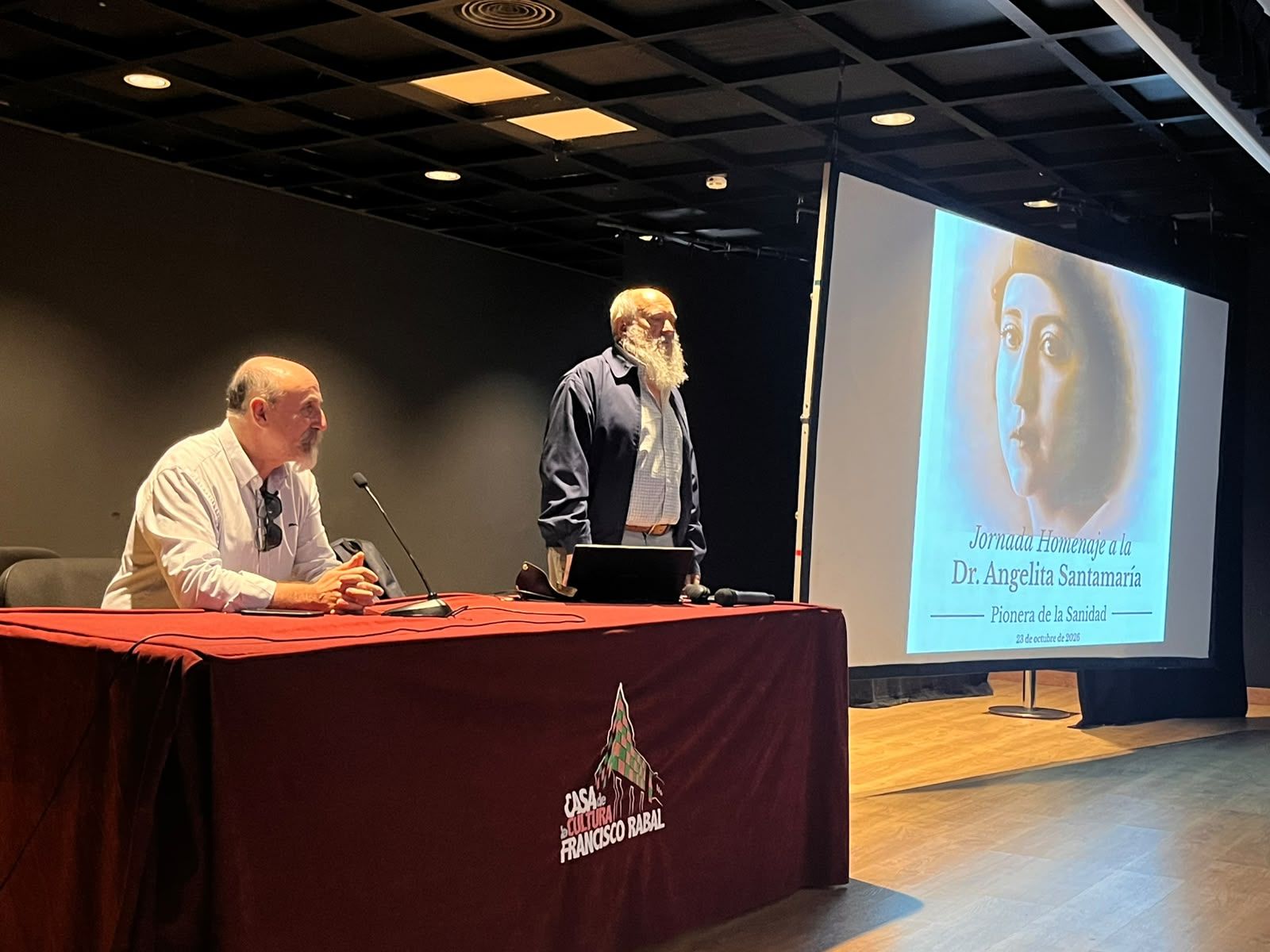 Águilas recuerda a la Dra. Angelita Santamaría