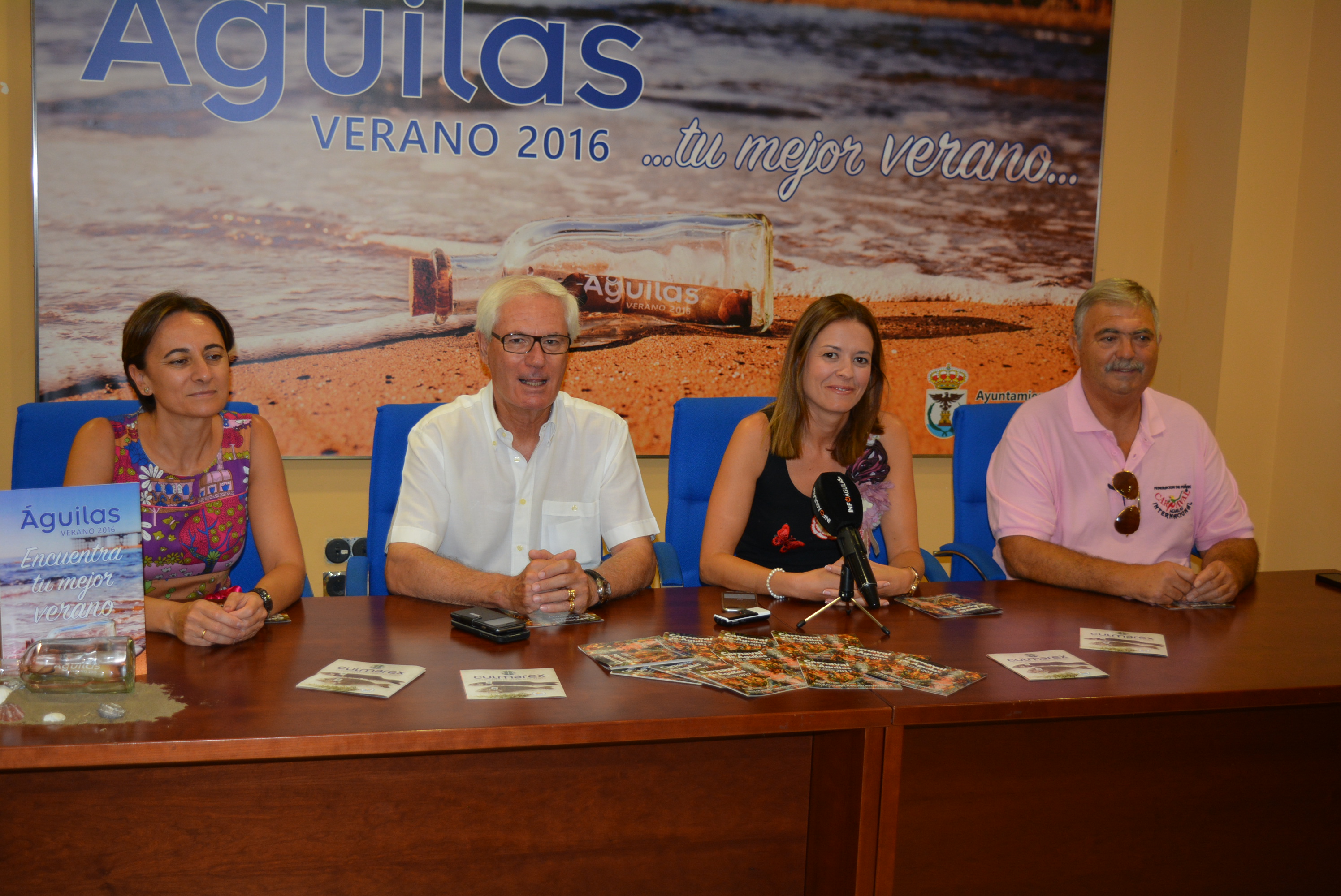 Más de 10.000 folletos para promocionar el Carnaval entre los turistas