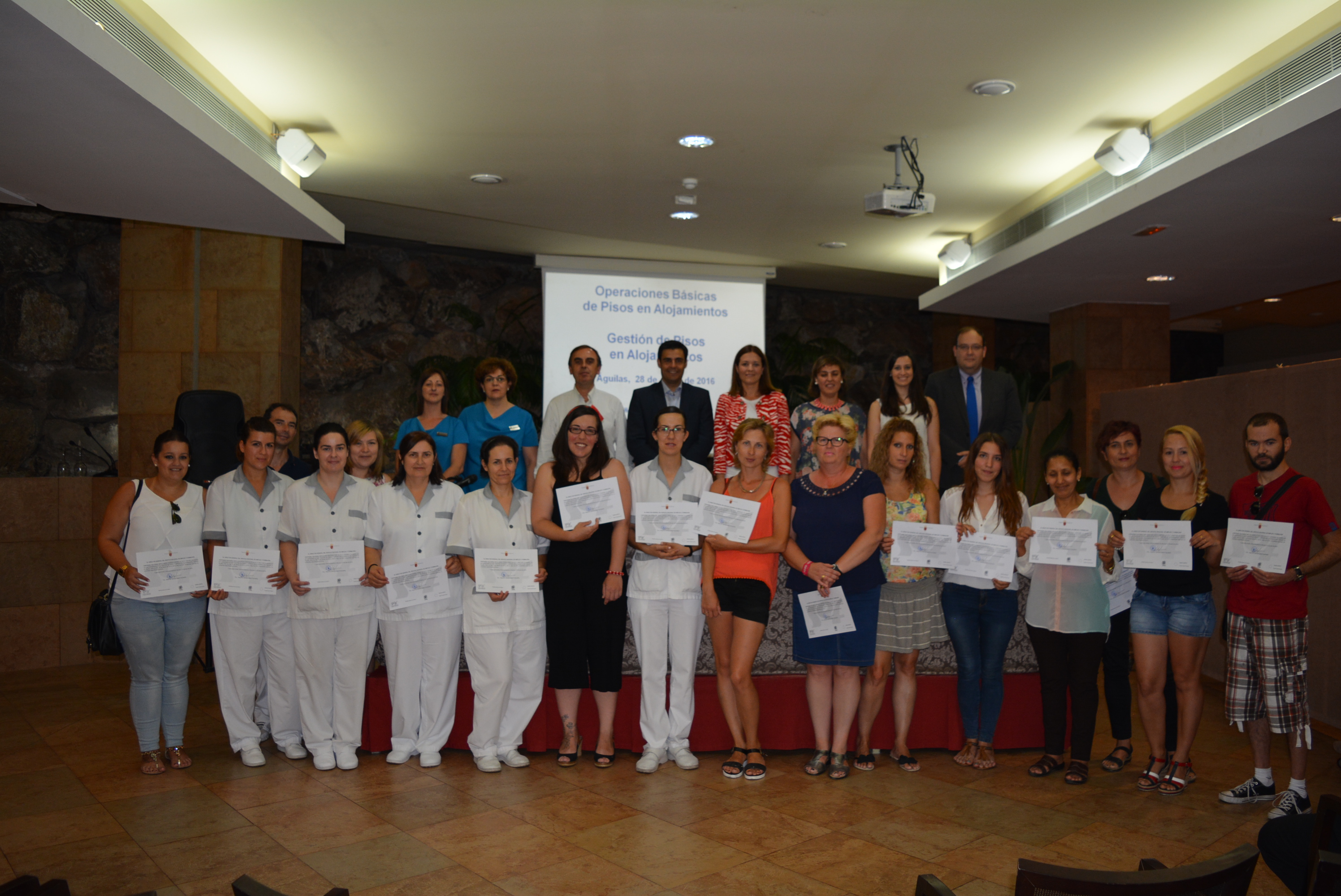 Una nueva remesa de alumnos logra sus certificados de profesionalidad en el sector turístico