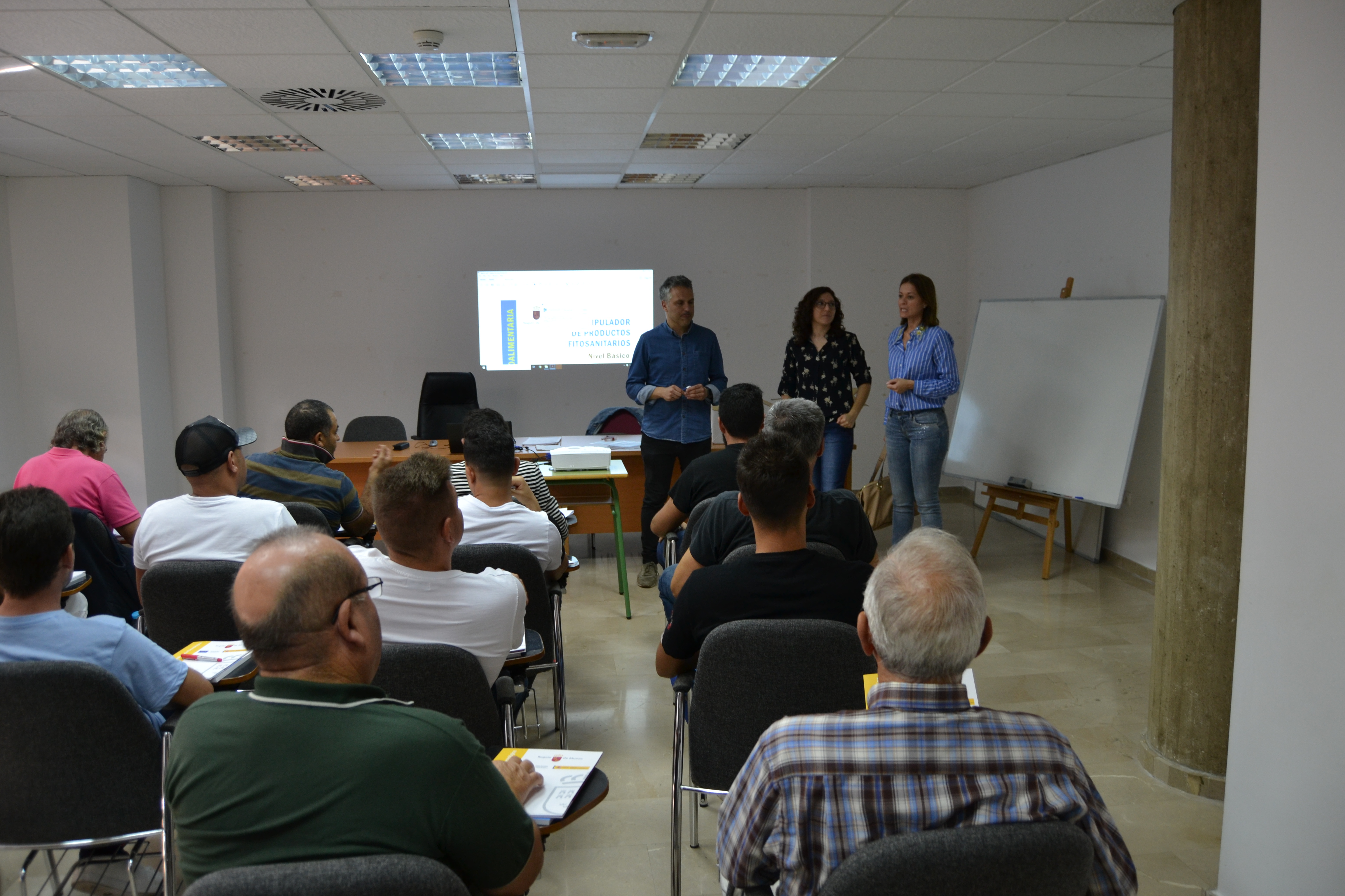 El Ayuntamiento pone en marcha un nuevo curso de capacitación para tratamientos con productos fitosanitarios