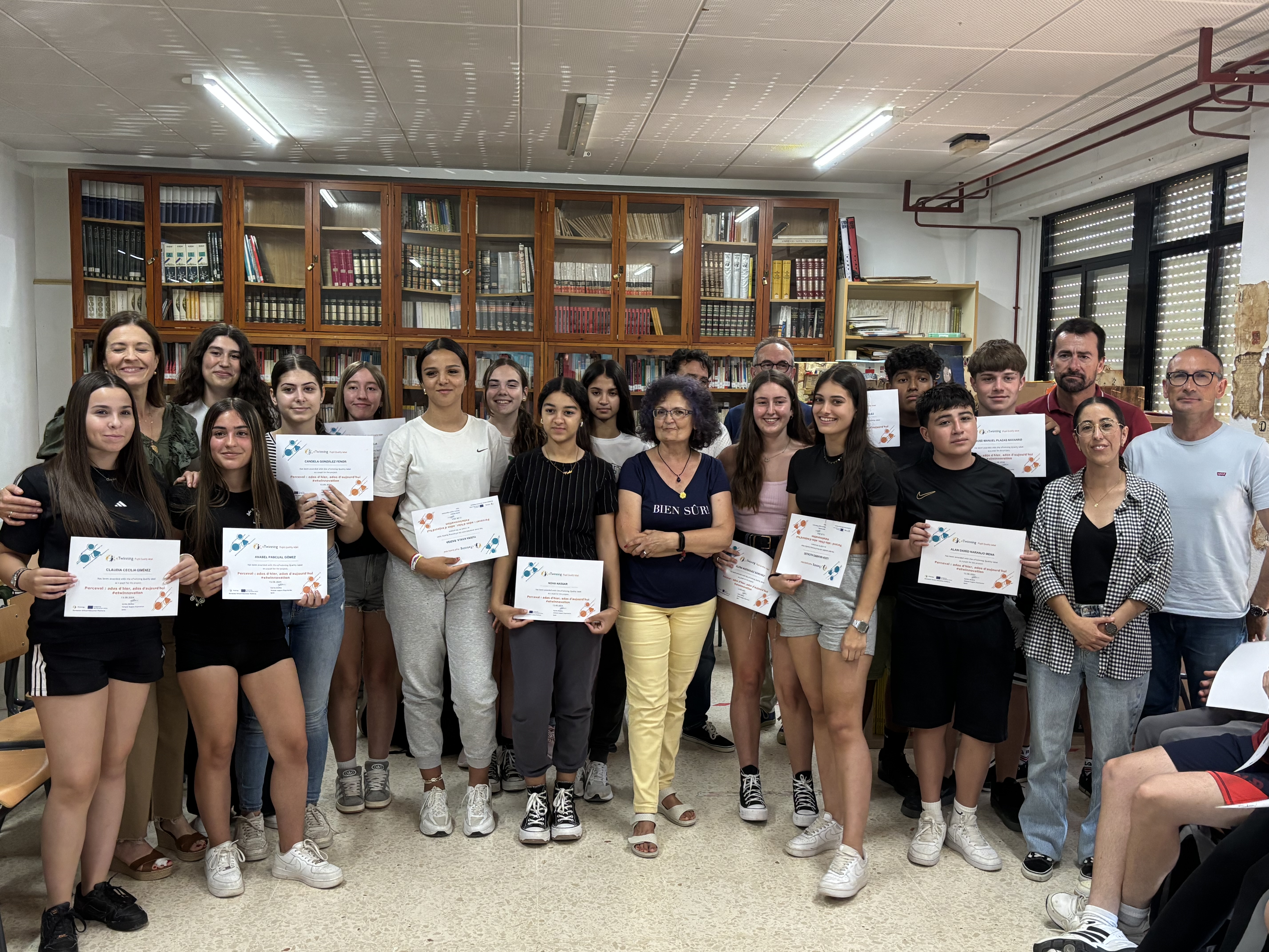 El IES Carlos III entrega los diplomas a las alumnos participantes del proyecto eTwinning Perceval 