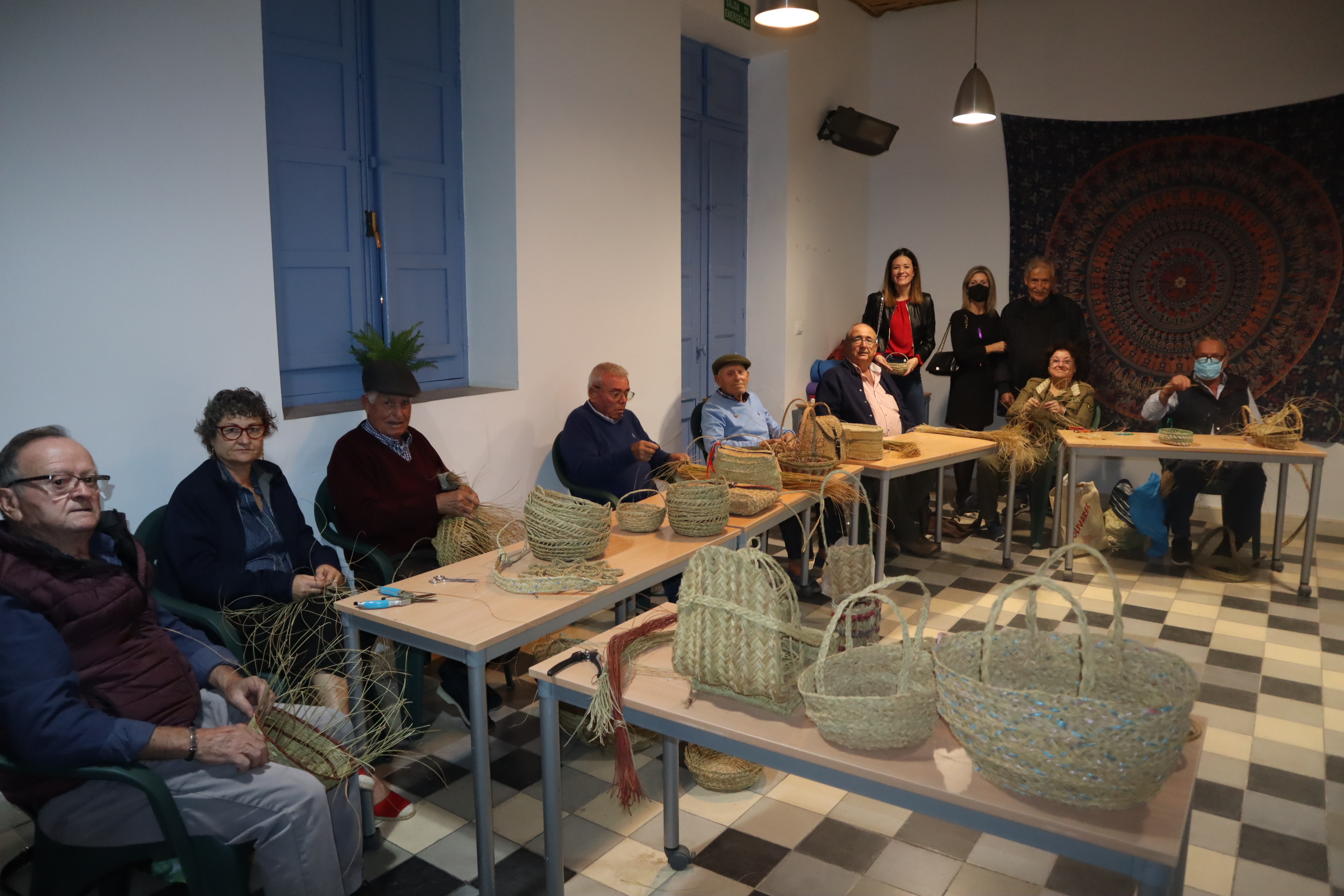 Cursos gratuitos de esparto en el Huerto Don Jorge