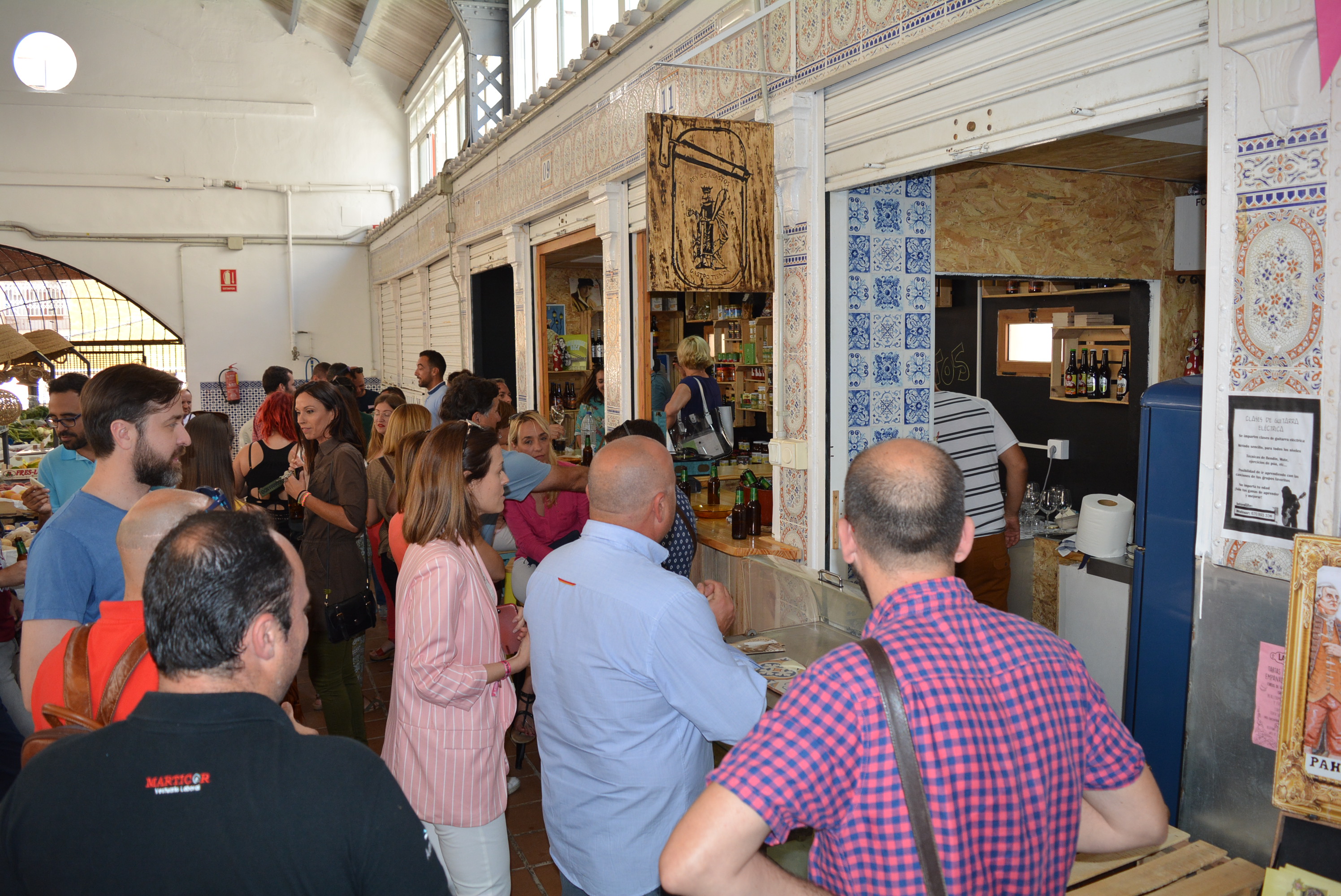 La Plaza de Abastos casi al 100 % de actividad