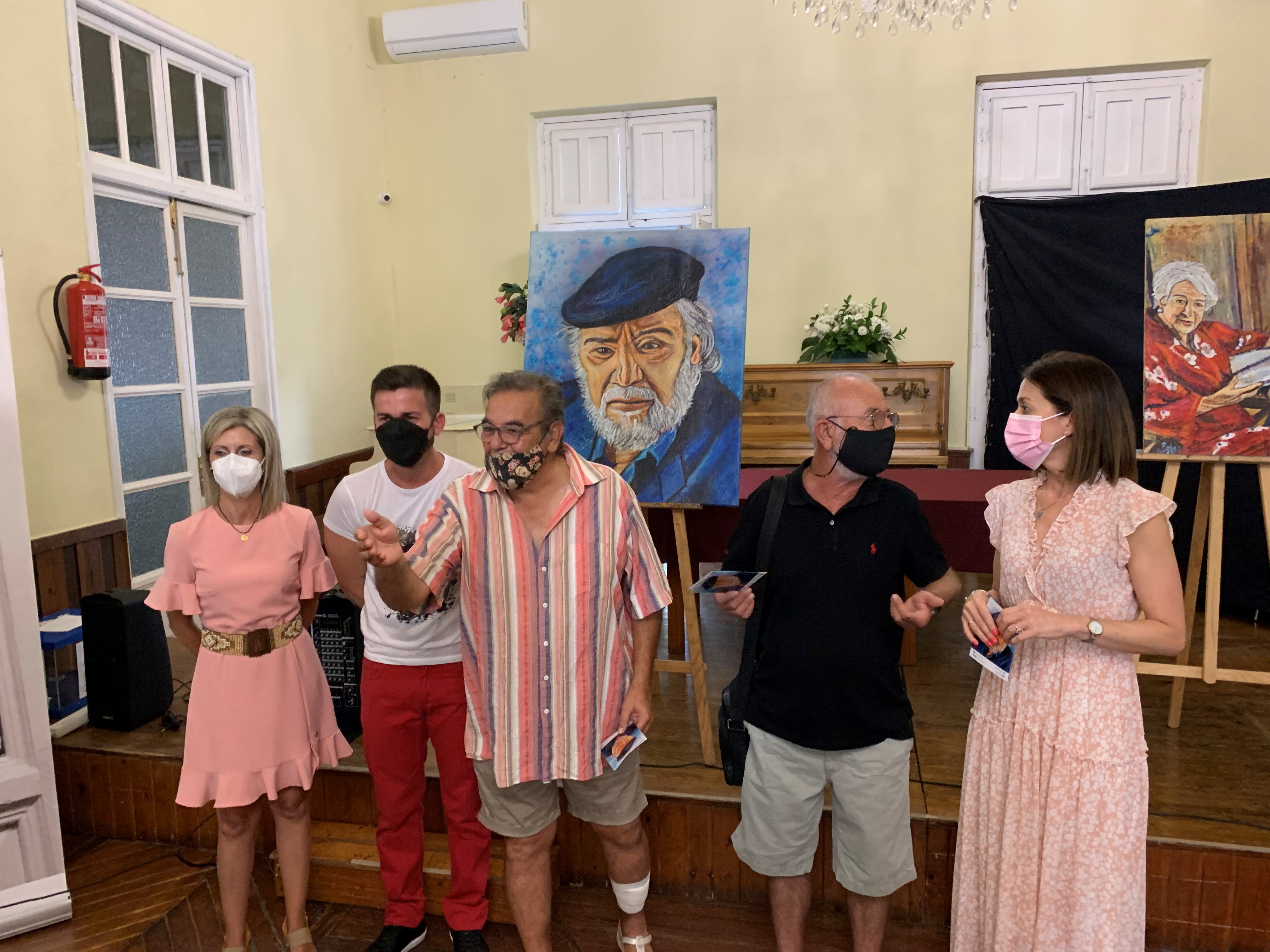 El Casino de Águilas acoge la exposición “Rimas y Leyendas” del artista aguileño Pedro Juan Rabal