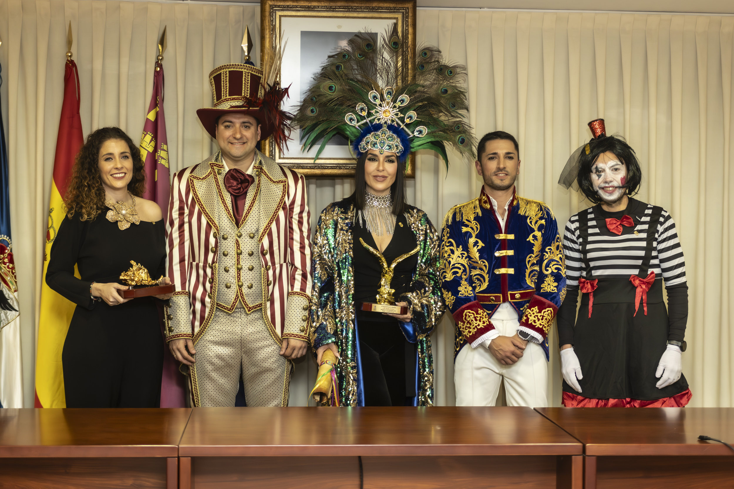 Una atípica jornada de Sábado de Carnaval en la que personajes adultos e infantiles comparten escenario