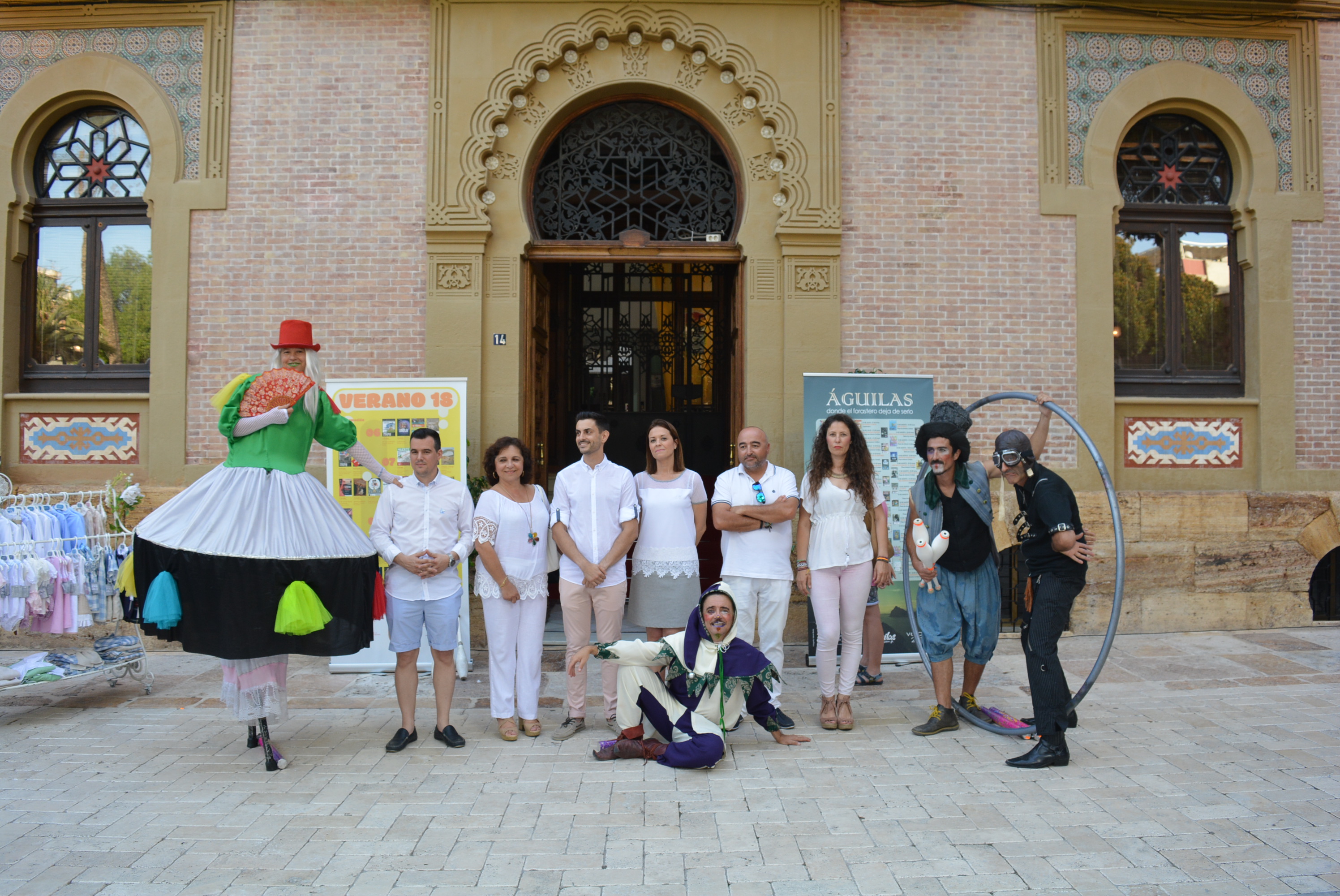 La Noche Blanca del Comercio Local se consolida como un exitoso evento del verano aguileño