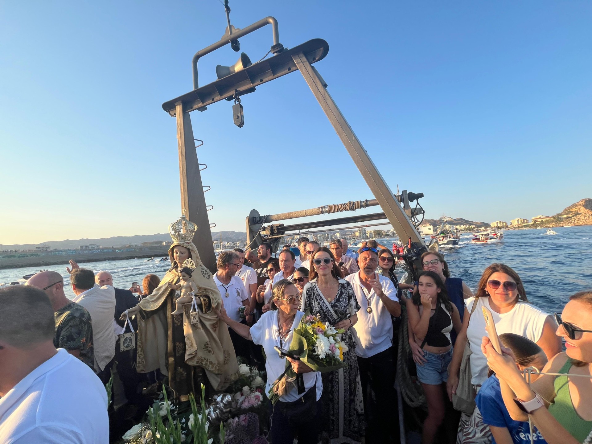 La Virgen del Carmen recorre la costa aguileña