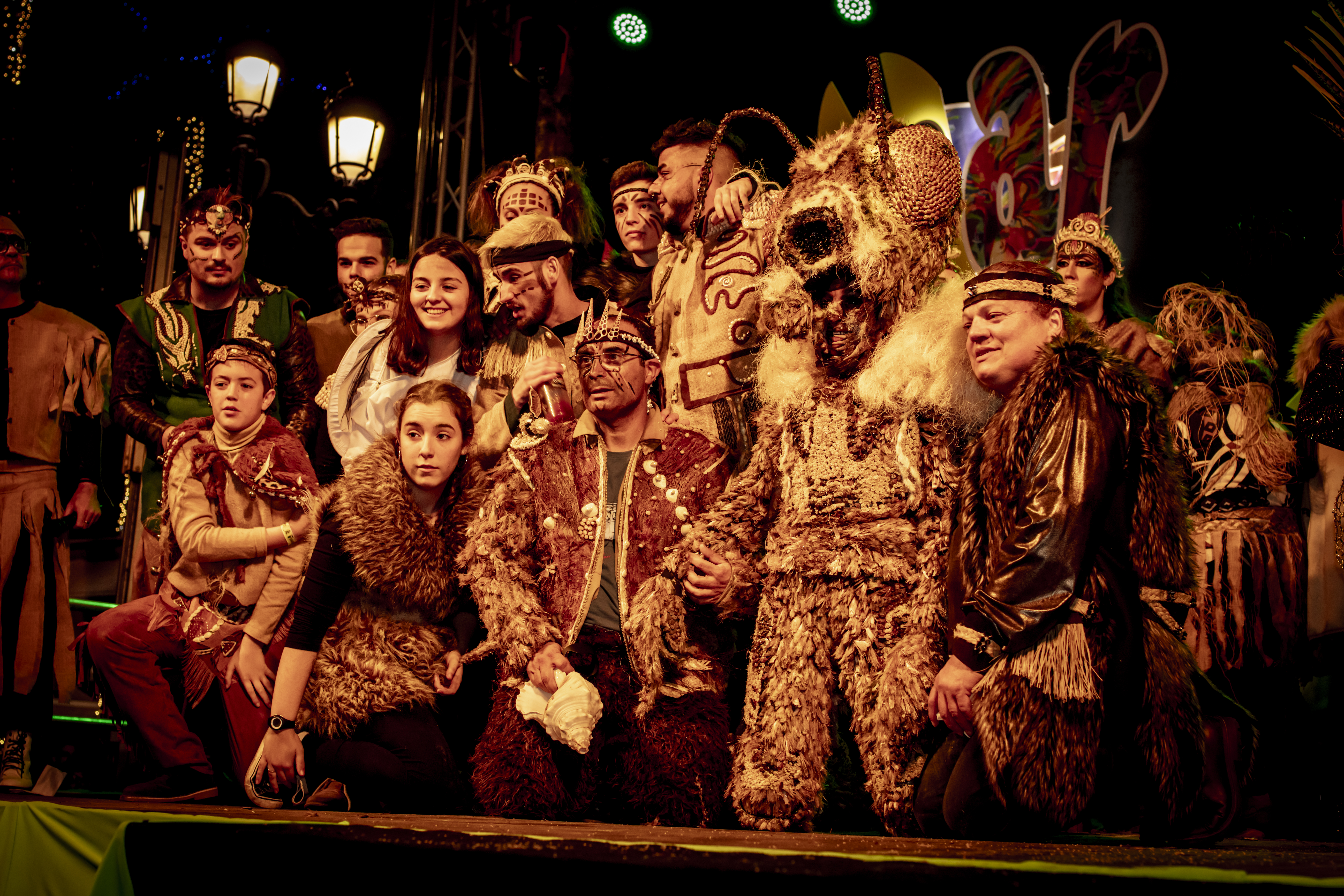 Cristina Moreno da vida a una espectacular abeja convertida en Mussona del Carnaval de Águilas