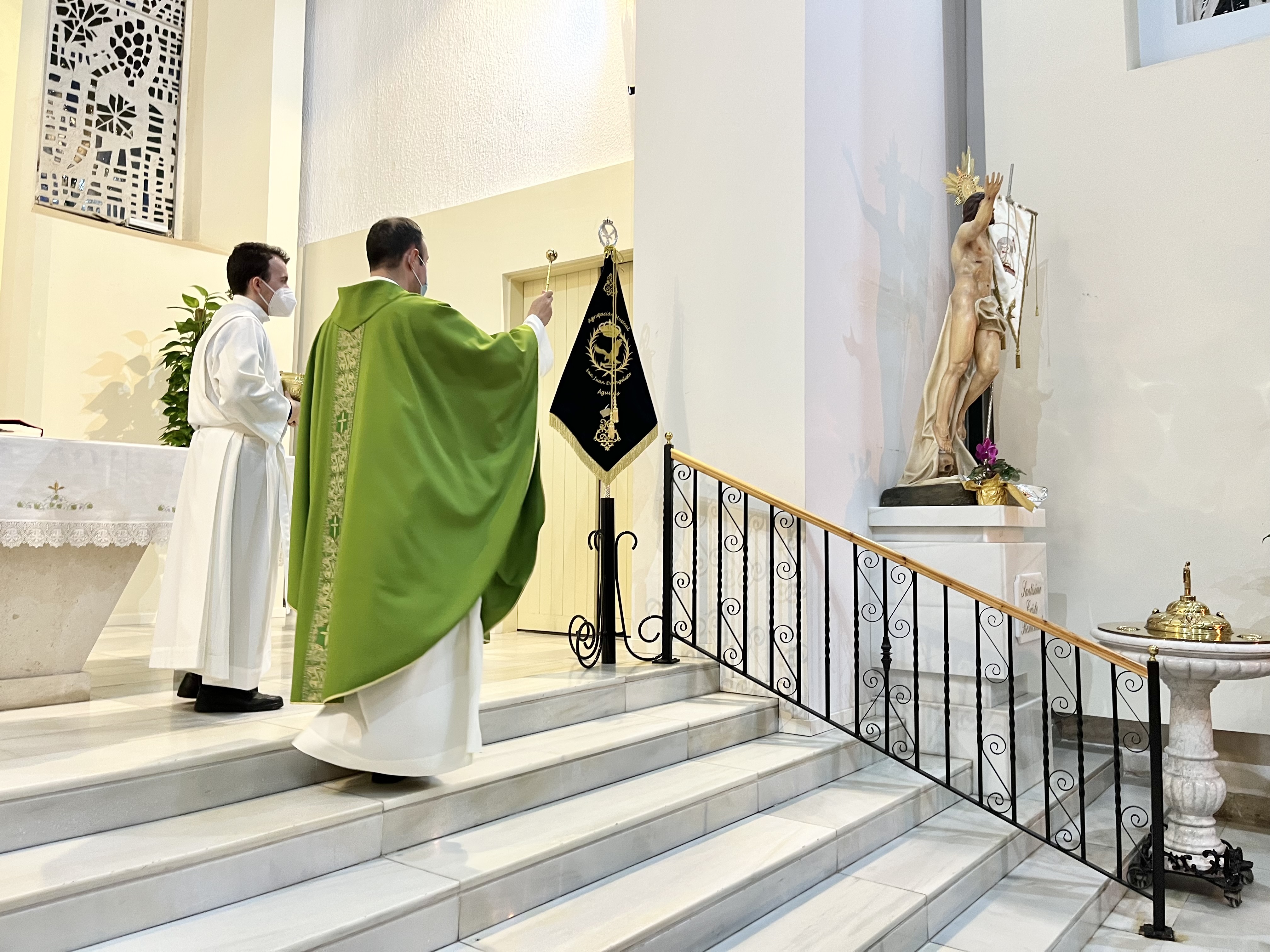 Bendición del estandarte de la nueva agrupación musical San Juan Evangelista
