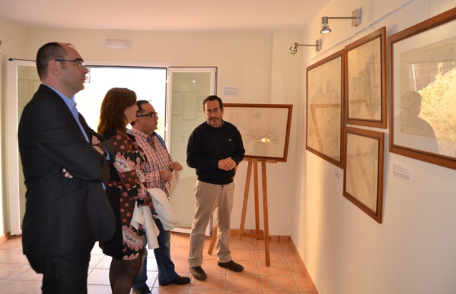 El artista Juan Martínez Lax exhibe parte de su obra en el Hotel Mayarí de Águilas