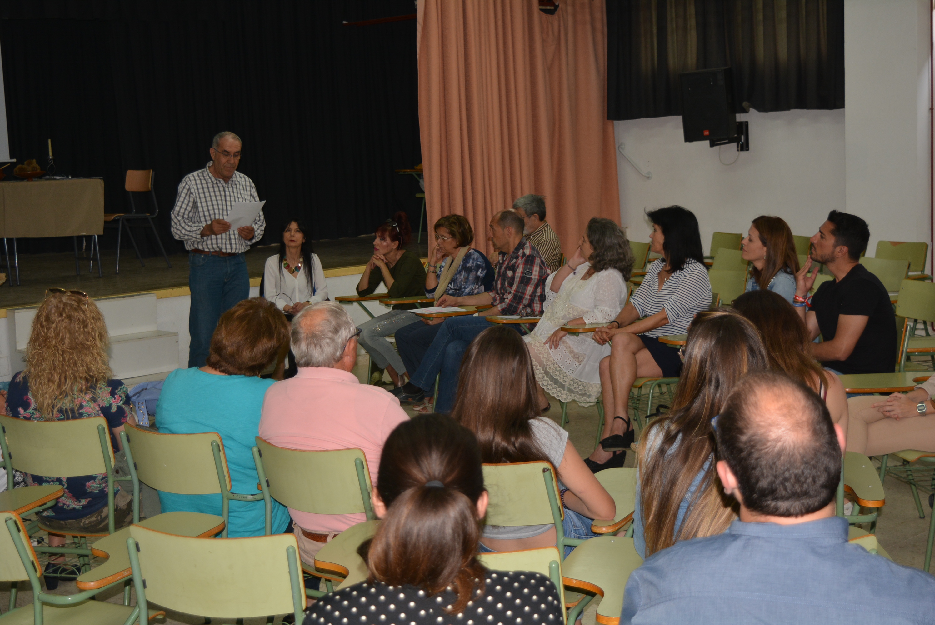 El centro de educación de adultos celebra una jornada de puertas abiertas