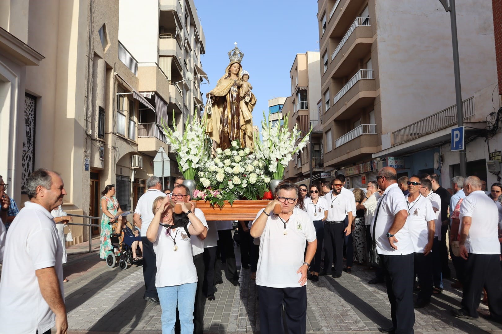 Águilas acompaña a los pescadores en el día de su Patrona