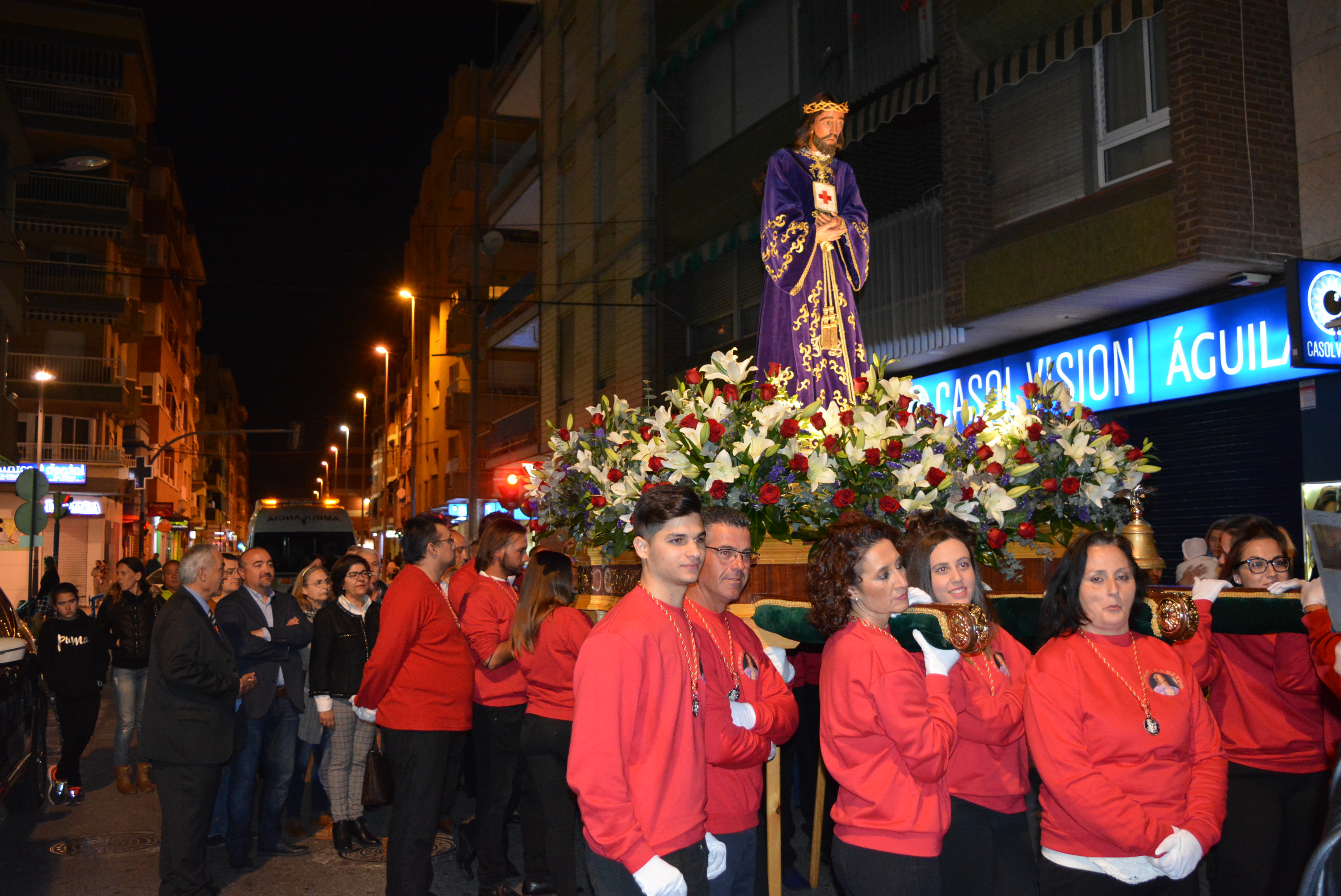 El Vía Crucis del Cautivo cumple once años