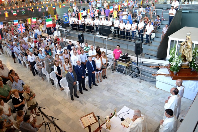 Los pescadores de Águilas muestran su devoción a la Virgen del Carmen