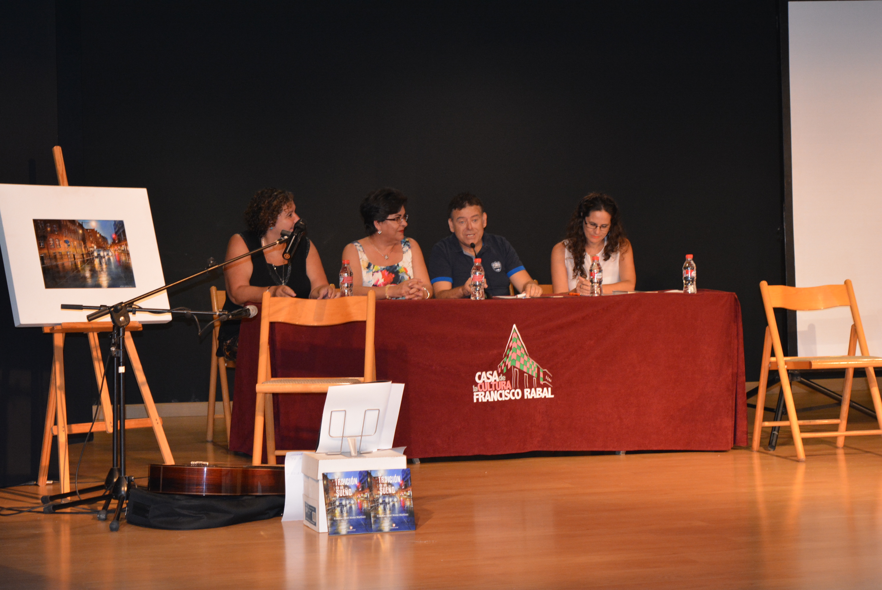 Francisco José Motos elige Águilas para presentar su última novela