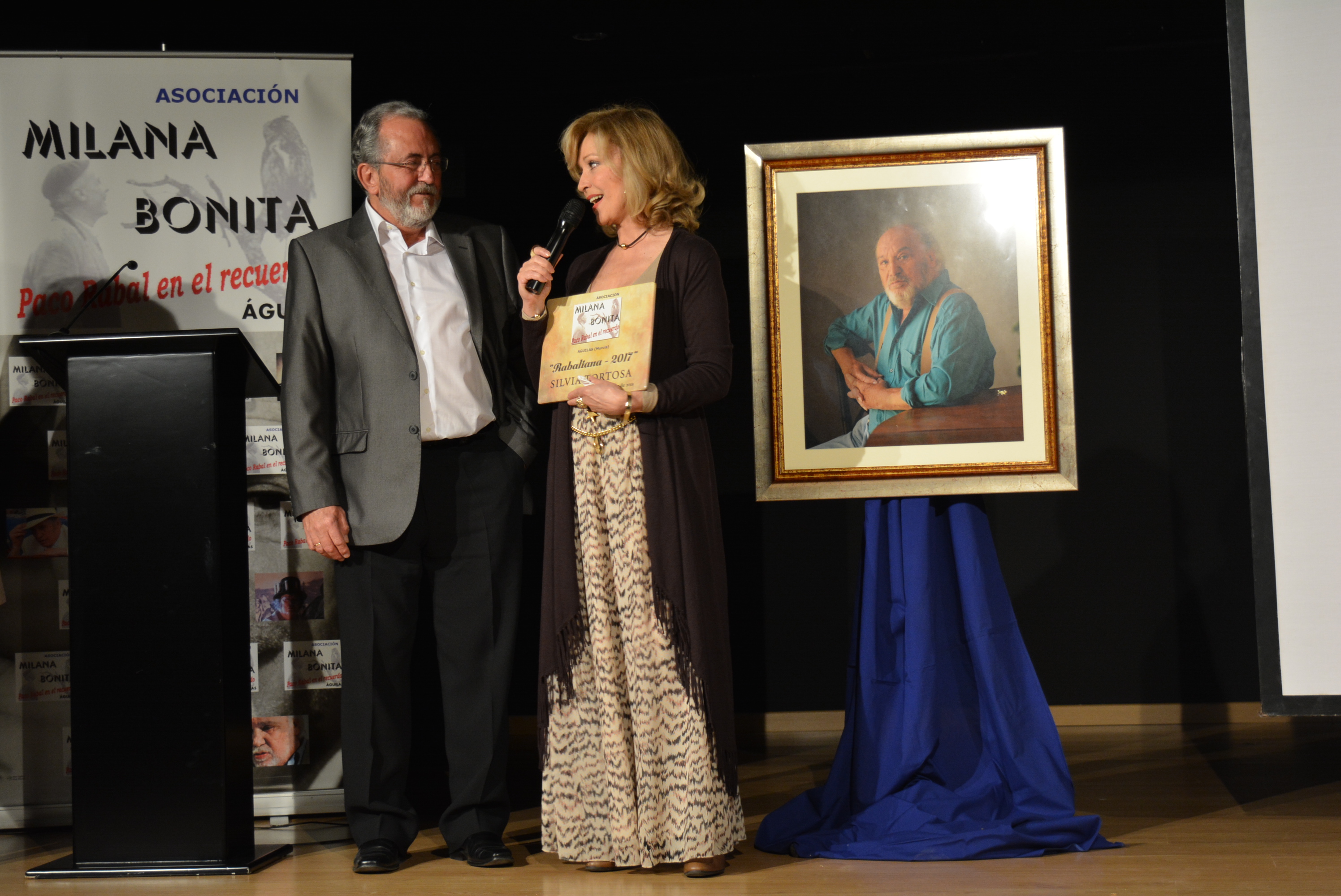 Silvia Tortosa recibe el título de Rabaliana 2017