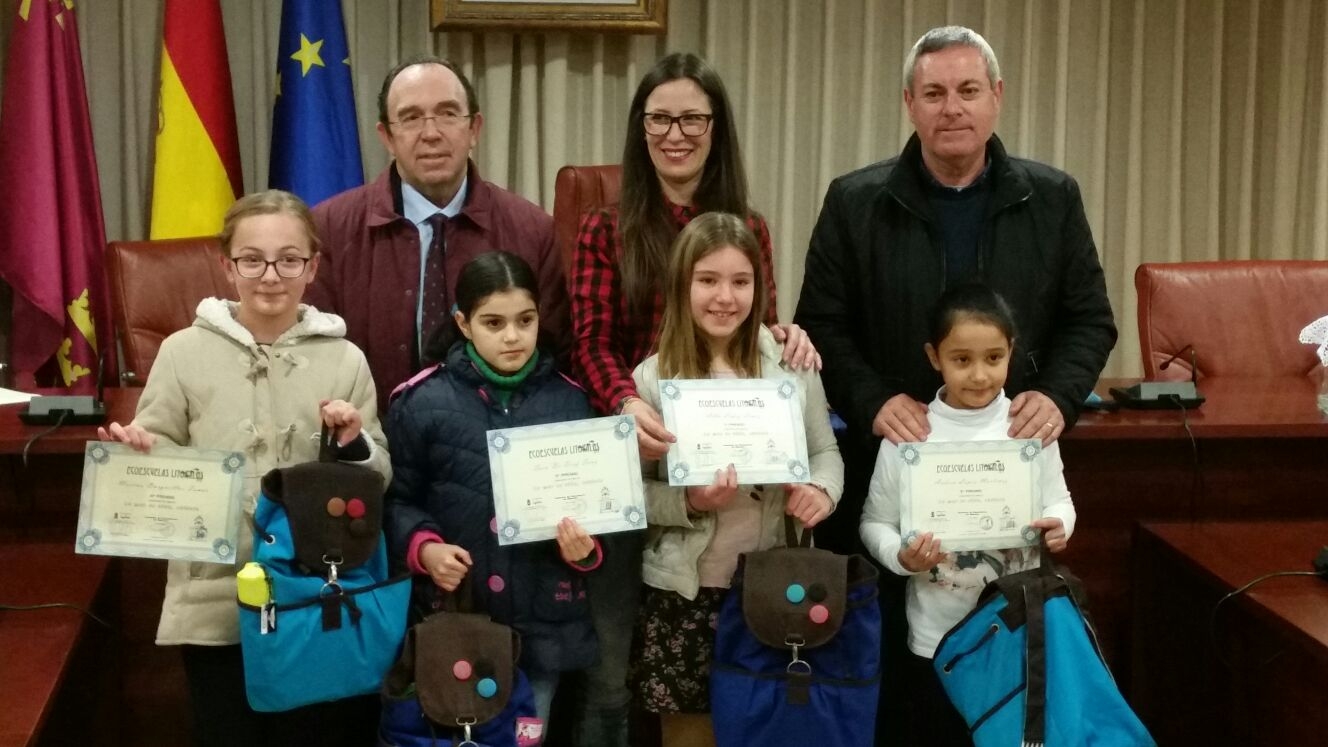 Entrega de diplomas del concurso La mar es vida, cuídala