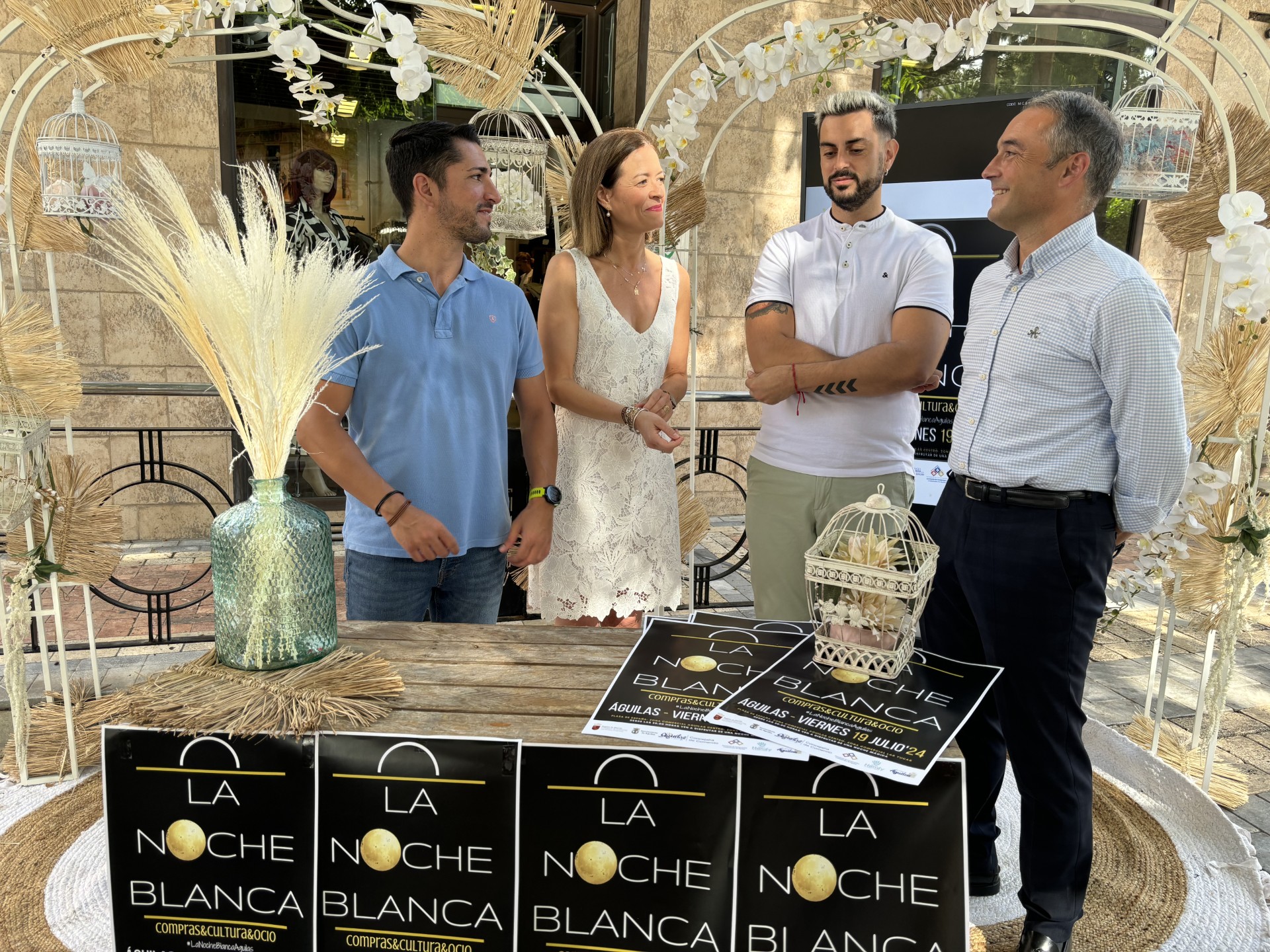 Más de 200 establecimientos participarán el viernes en la Noche Blanca organizada por ACIA