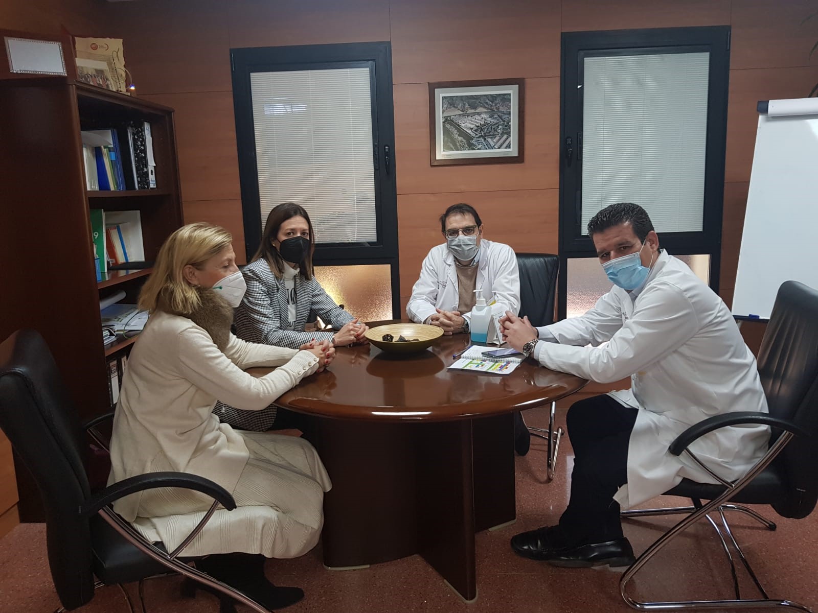 El gerente del Área III de Salud acepta la petición del Ayuntamiento de estudiar el traslado de las pruebas de antígenos y PCR al Recinto Ferial