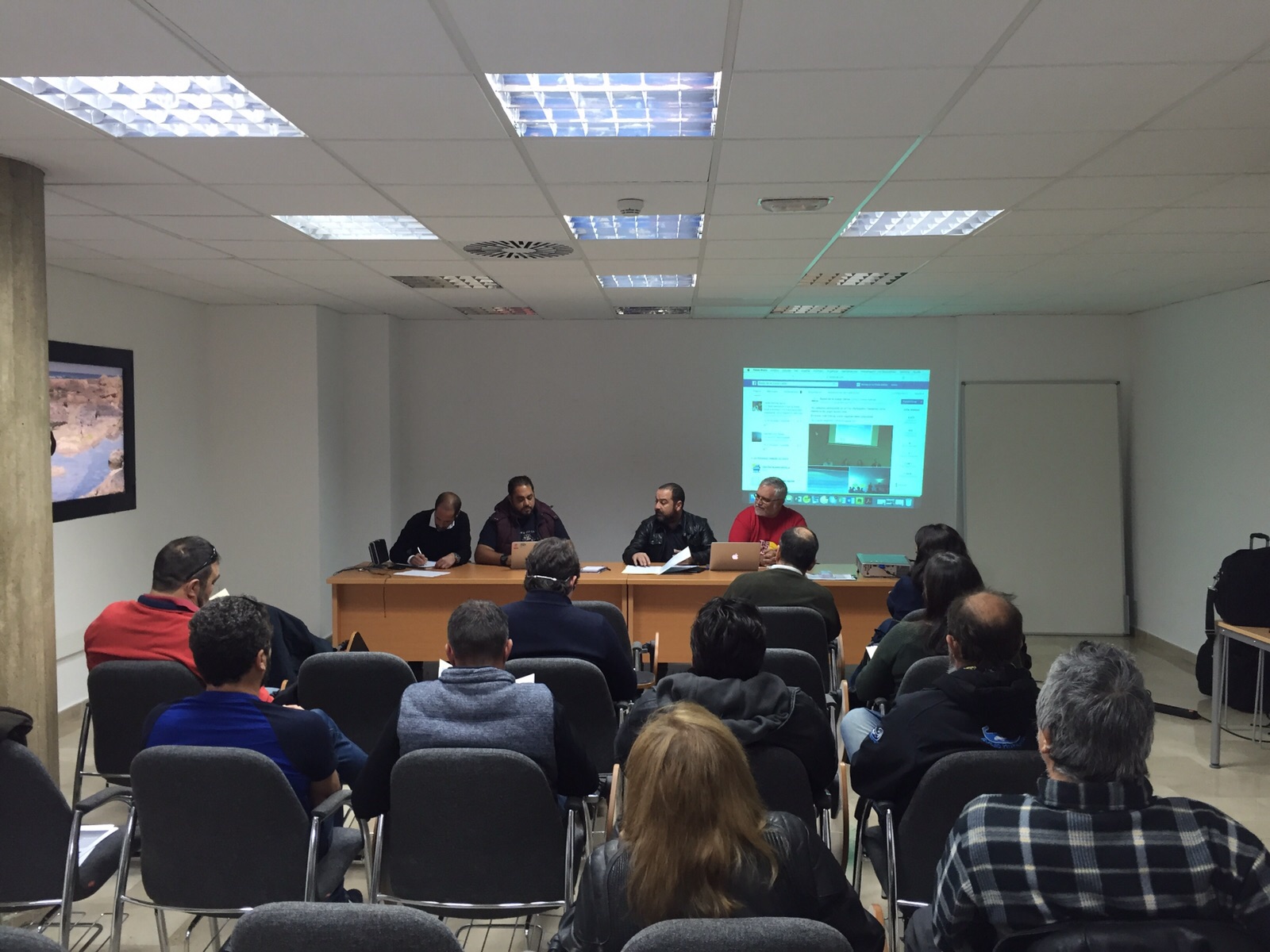 La asociación de Centros de Buceo de la Región celebra en Águilas una jornada técnica