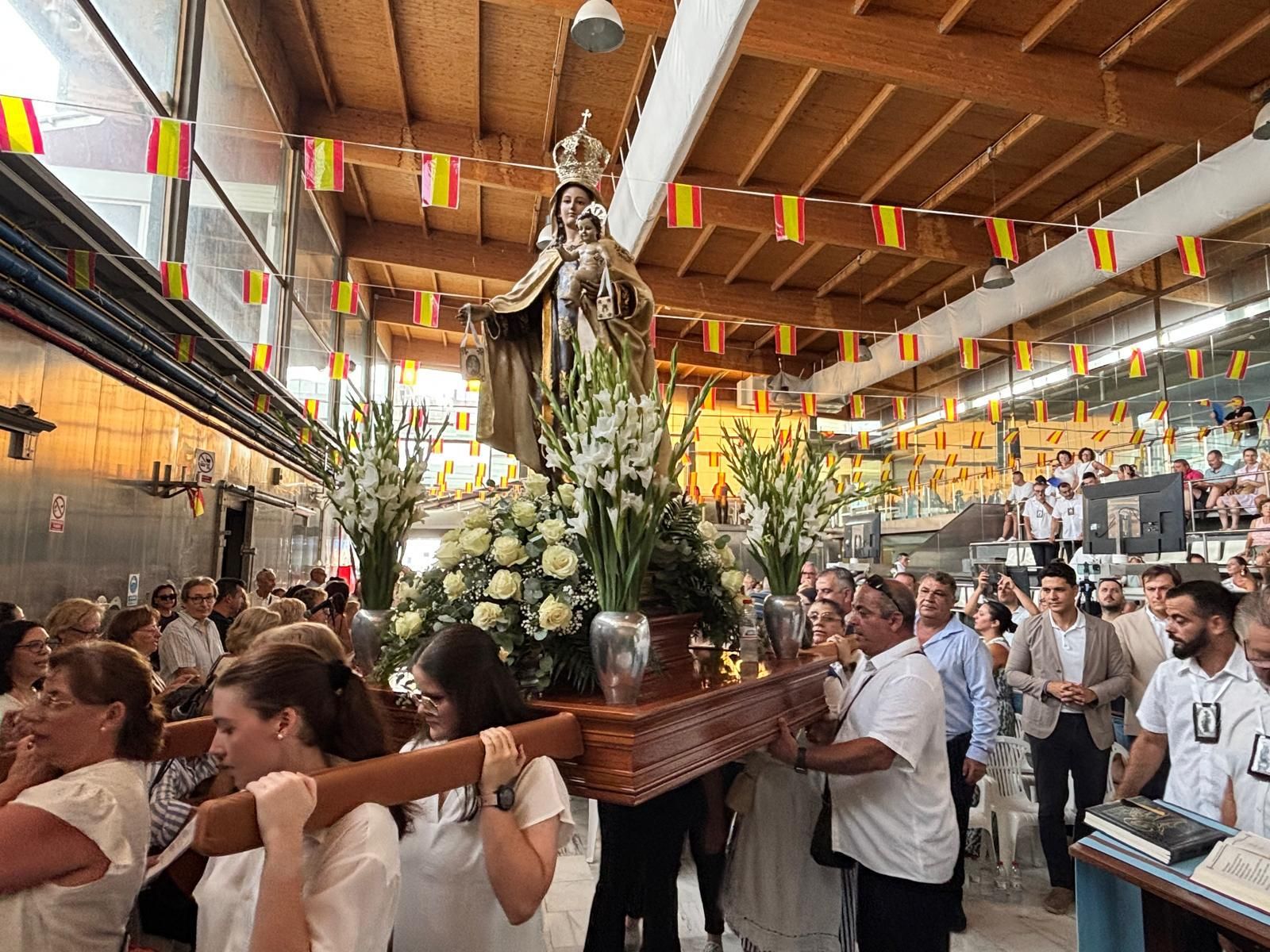 Águilas honra a la Virgen del Carmen con una multitudinaria jornada de tradición marinera