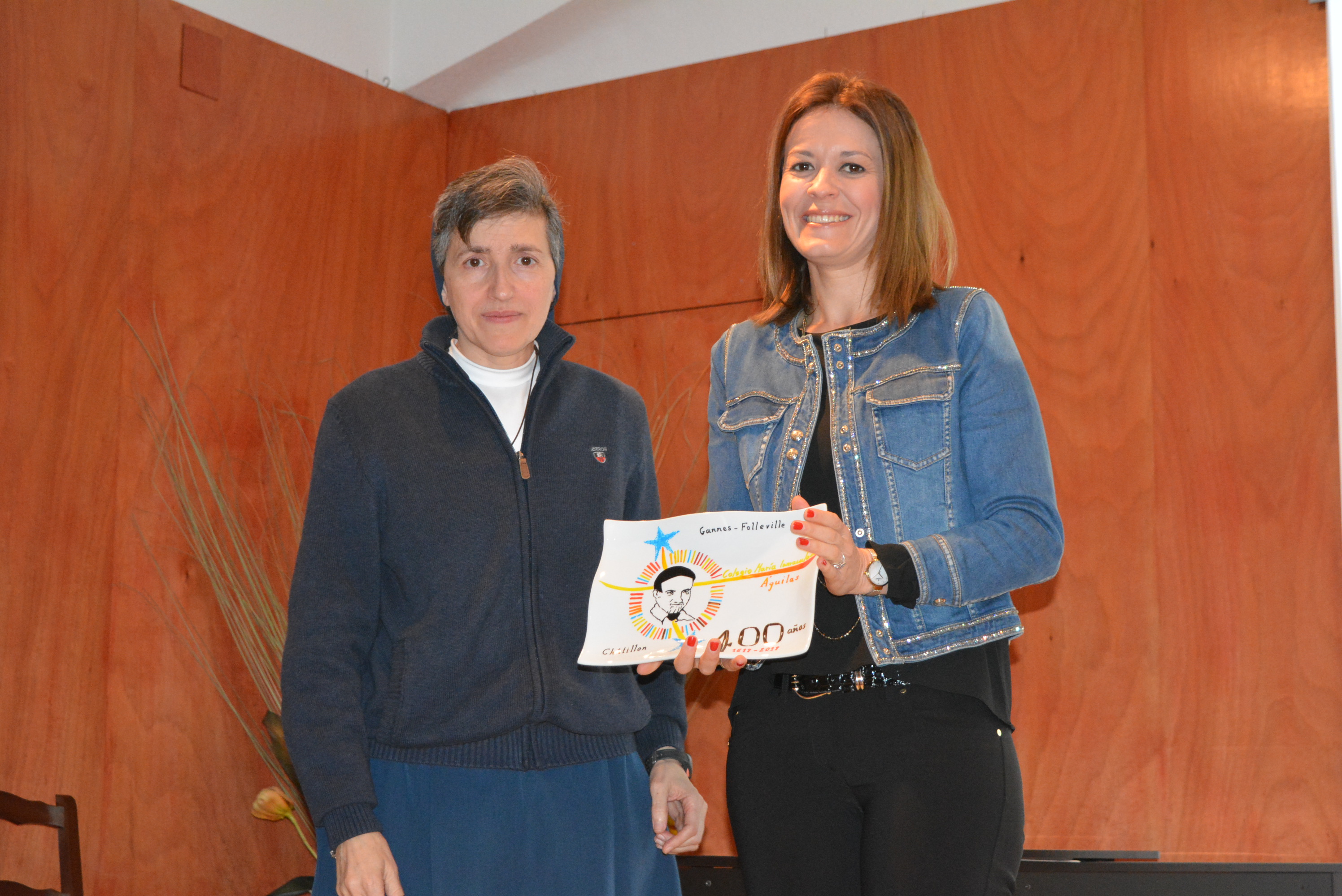 Los alumnos del Colegio María Inmaculada viajan al siglo XVII en su Semana Cultural