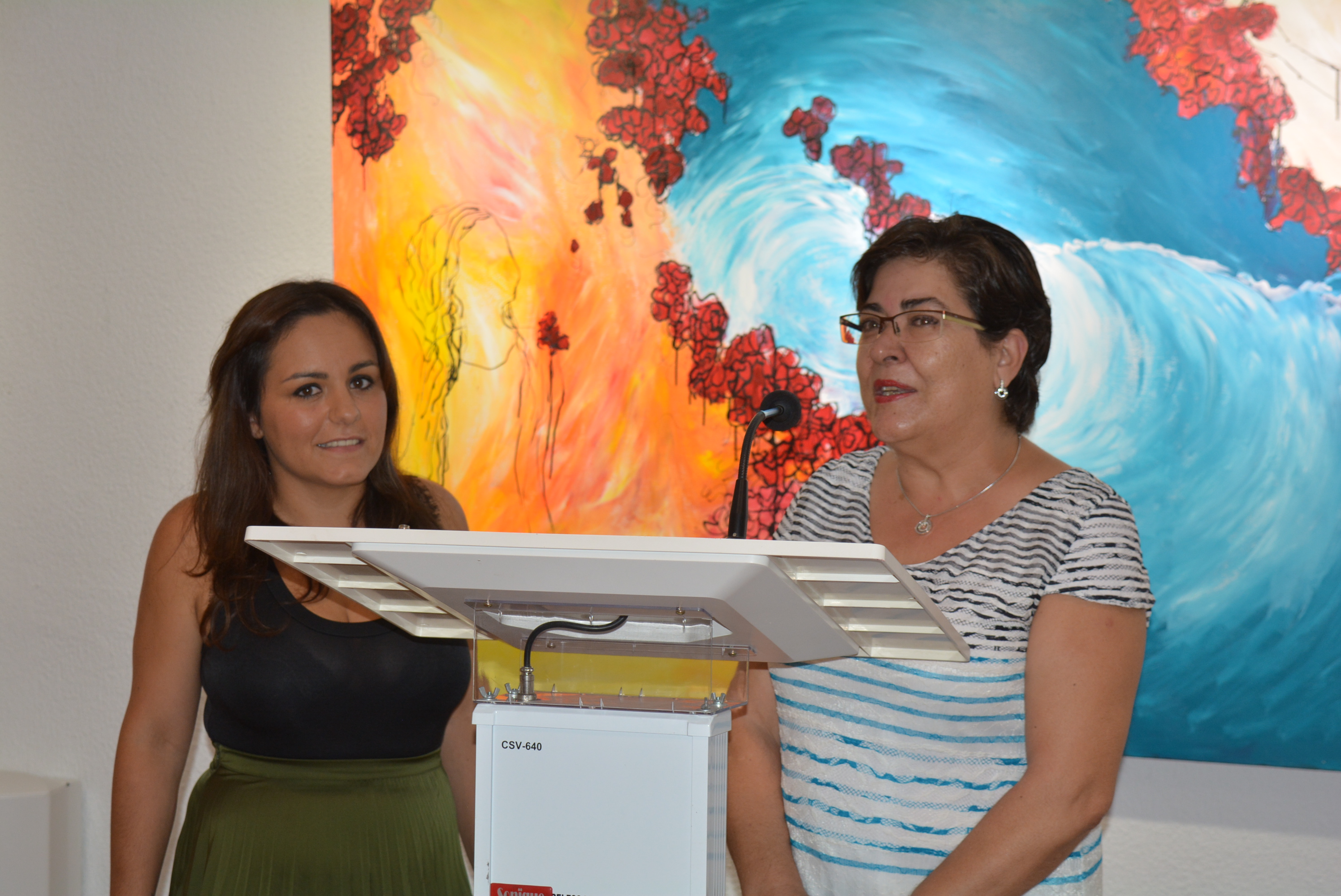 La aguileña Irina Cazorla muestra su obra en la Casa de Cultura