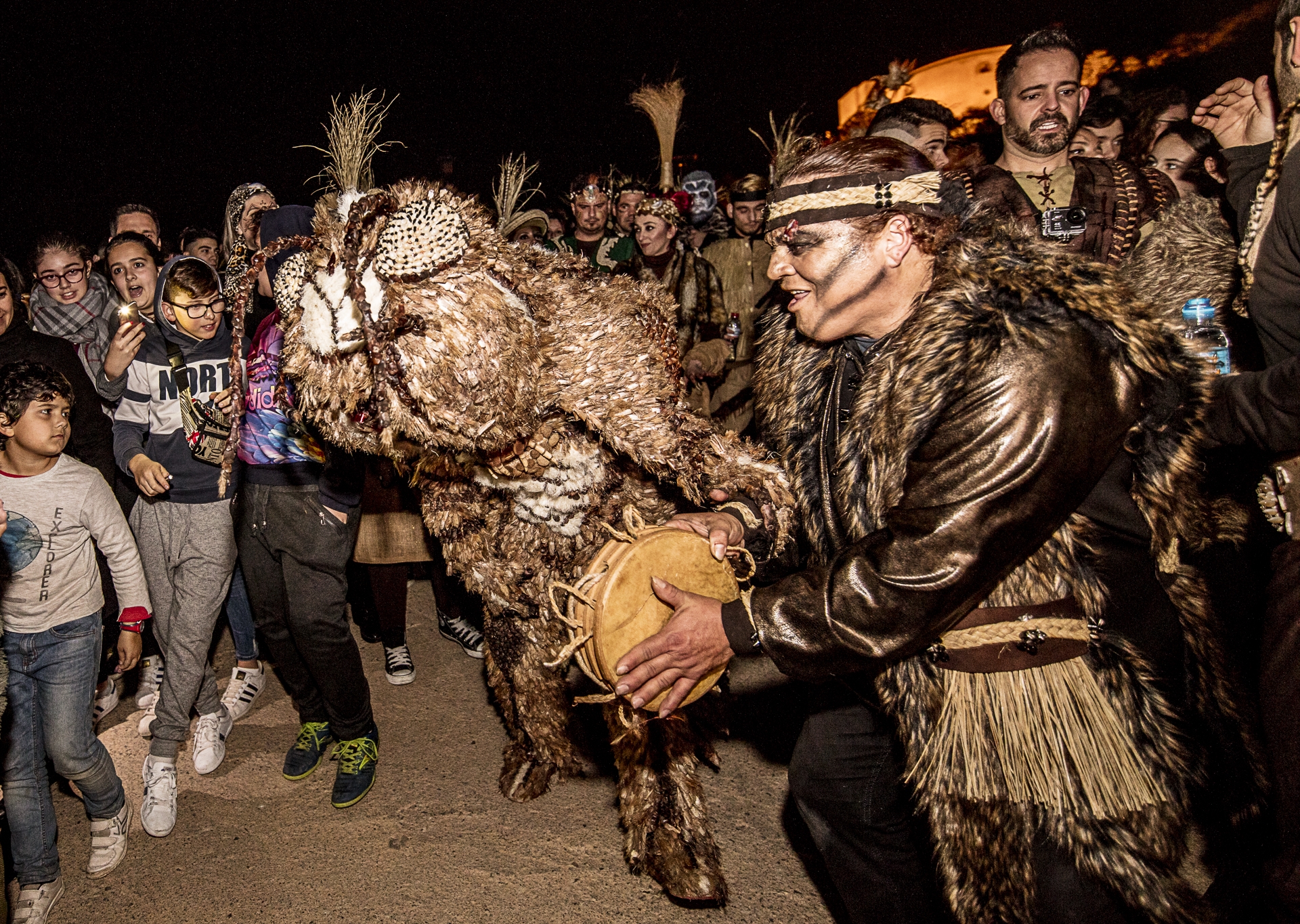 Susana Lajarín se convierte en un saltamontes para dar vida a la Mussona