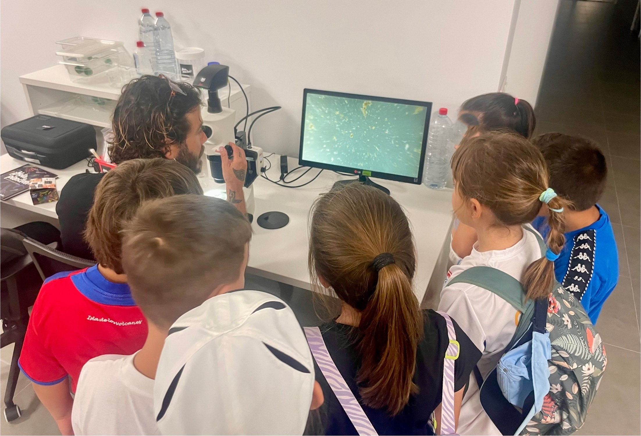 Exposición y Talleres sobre el Plancton para escolares